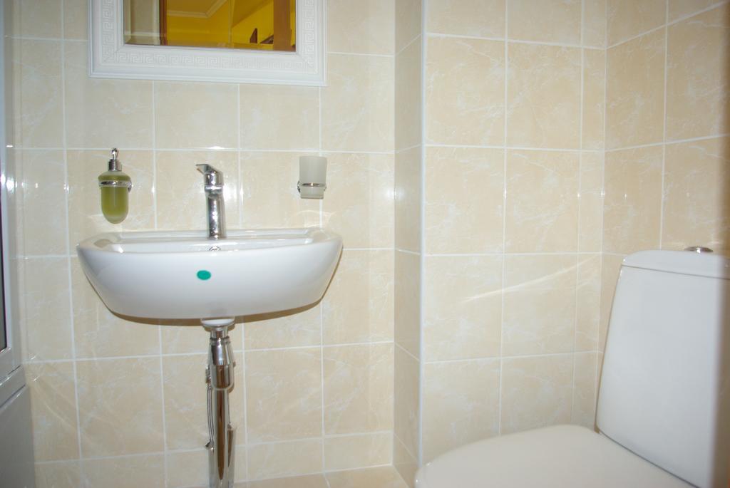 Salsa Hotel Ventspils Esterno foto